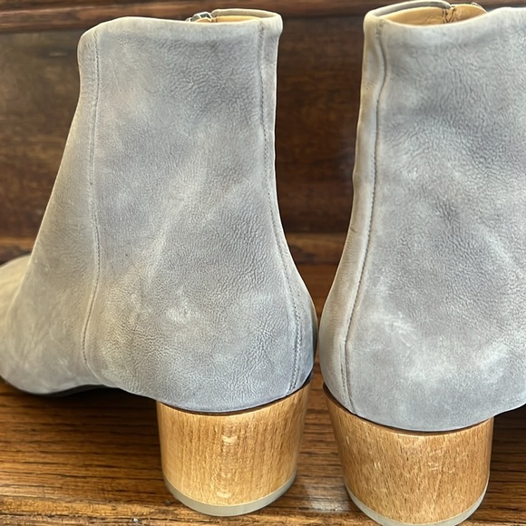 Cíclico Bootie Tortora  Suede size 39 1/2 as is - Picture 9 of 16